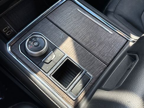 Used 2019 Ford Expedition Max Limited image 23