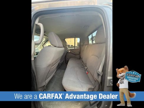 Used 2016 Nissan Frontier SV w/ SV Value Truck Package RWD image 11
