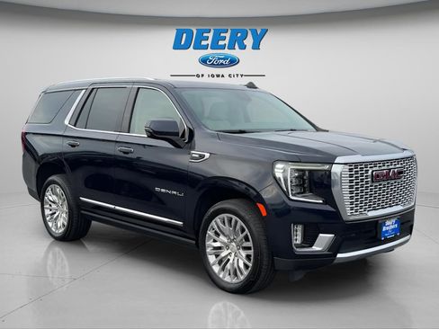 Used 2023 GMC Yukon Denali AWD/4WD image 7