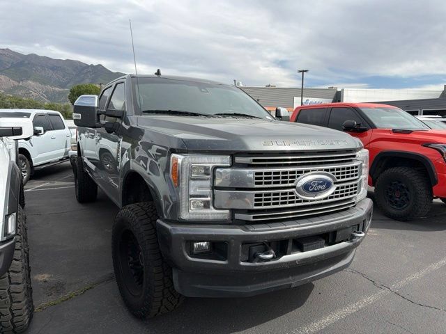 Used 2019 Ford F350 Platinum w/ Platinum Ultimate Package AWD/4WD image 7