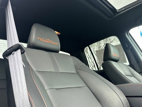 Used 2025 Honda Ridgeline TrailSport image 16