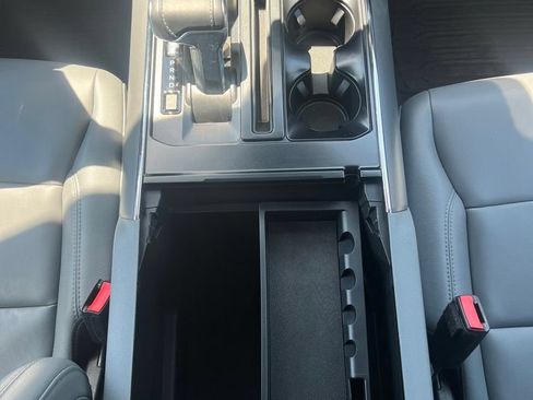 Used 2025 Ford F150 Lightning Flash AWD/4WD image 28