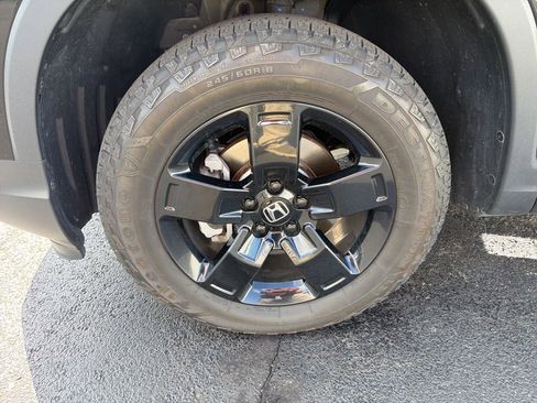 Certified 2024 Honda Ridgeline Black Edition image 10