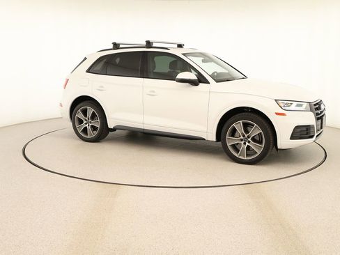 Used 2020 Audi Q5 2.0T Premium Plus w/ Premium Plus Package AWD/4WD image 9