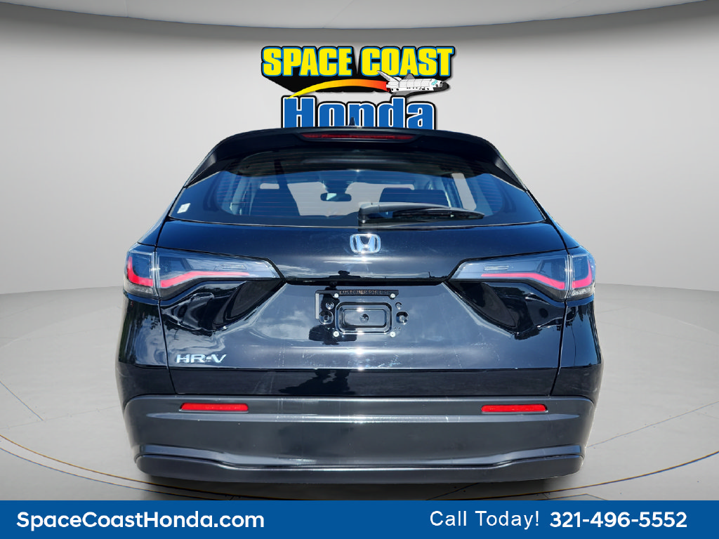 Used 2024 Honda HR-V LX image 5