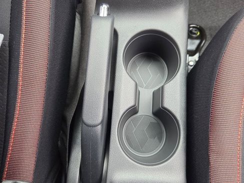 New 2025 Nissan Versa SR image 18