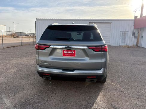 Used 2023 Chevrolet Traverse High Country image 4