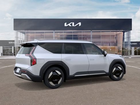New 2026 Kia EV9 Wind image 7
