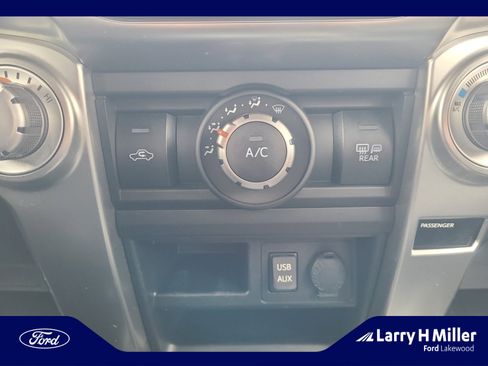 Used 2016 Toyota 4Runner SR5 image 28