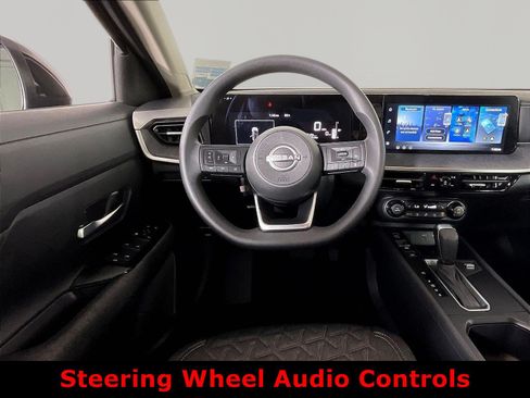 Used 2026 Nissan Kicks SV w/ Charging Package FWD image 8