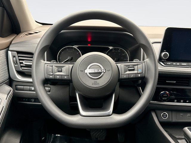 Used 2023 Nissan Rogue SV AWD/4WD image 12