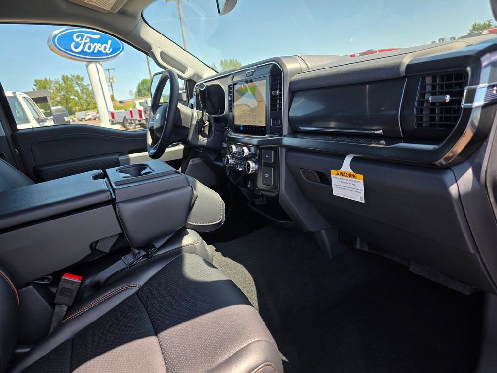 New 2026 Ford F350 Lariat w/ Chrome Package AWD/4WD image 26
