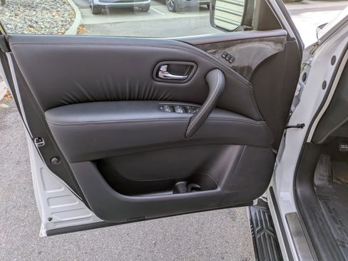 Used 2023 Nissan Armada Platinum w/ Cargo Package image 13