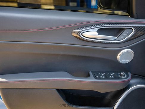 Used 2020 Alfa Romeo Giulia Quadrifoglio w/ Nero Edizione image 21