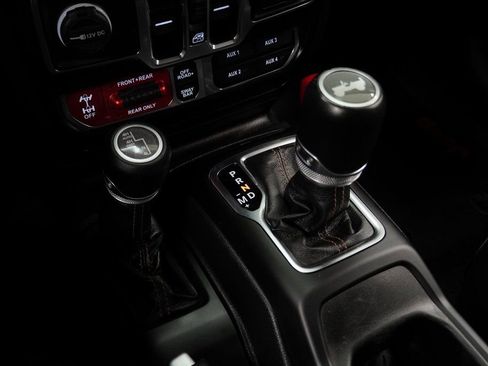 Certified 2021 Jeep Wrangler Unlimited Rubicon w/ Xtreme Recon 35" Tire Package image 40