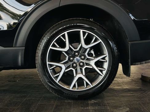 Used 2025 Ford Explorer Platinum w/ Ultimate Package AWD/4WD image 26
