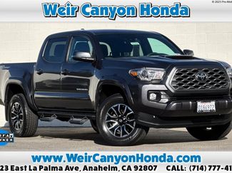 Used 2020 Toyota Tacoma TRD Sport video 1