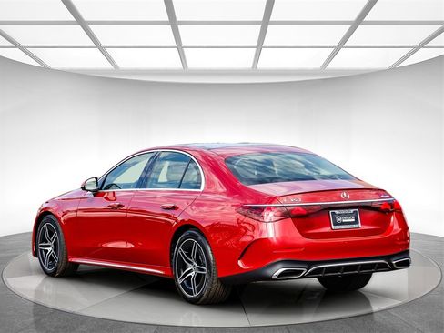 New 2026 Mercedes-Benz E 350 4MATIC Sedan image 2