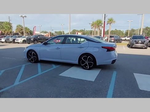 Used 2024 Nissan Altima 2.5 SR image 28