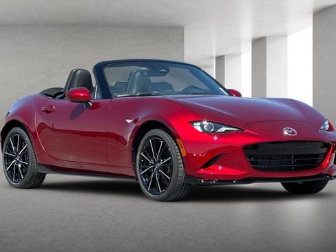 New 2025 MAZDA MX-5 Miata Grand Touring w/ Appearance Package image 2