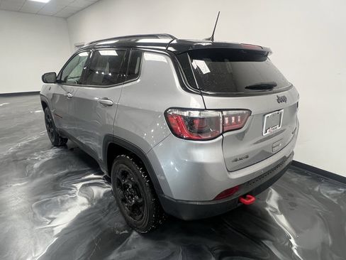 Used 2024 Jeep Compass Trailhawk image 17