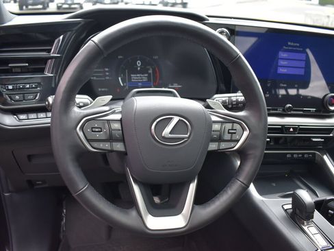Used 2026 Lexus TX 350 AWD w/ Technology Package image 9