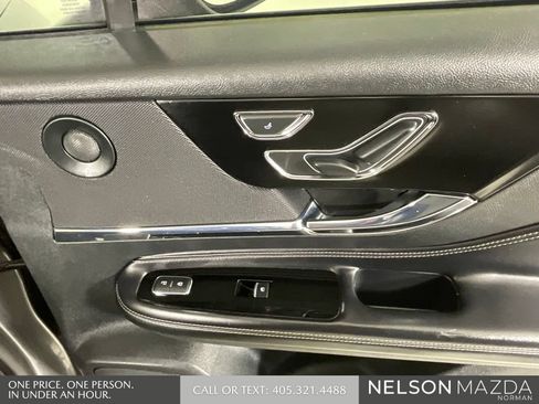 Used 2021 Lincoln Corsair Reserve w/ Equipment Group 201A AWD/4WD image 21