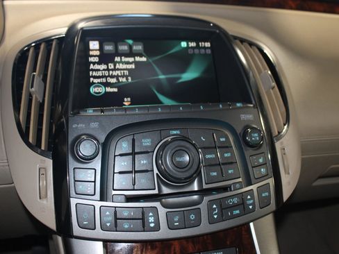 Used 2012 Buick LaCrosse Touring image 17