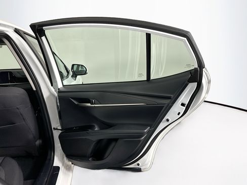 Used 2025 Toyota Camry LE FWD image 30