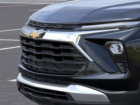New 2026 Chevrolet TrailBlazer LT w/ Convenience Package FWD image 13