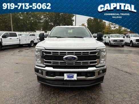 New 2026 Ford F350 XL w/ XL Chrome Package image 3