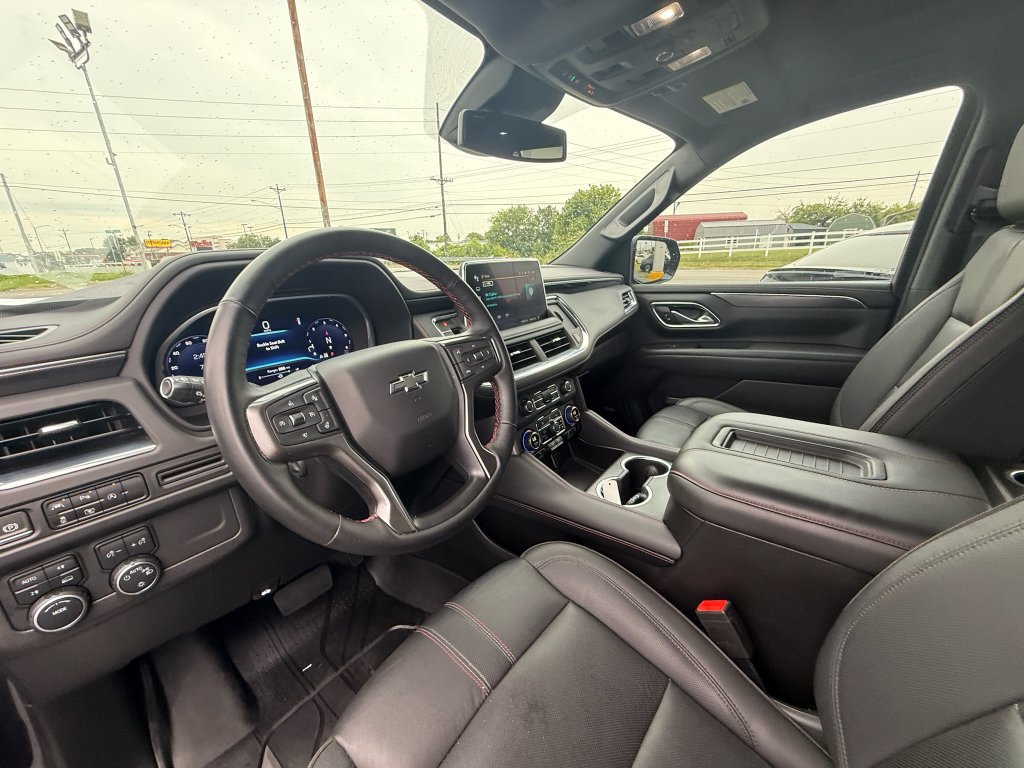 Used 2023 Chevrolet Suburban RST w/ Sport Performance Package AWD/4WD image 13
