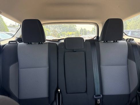 Used 2018 Ford Escape SE w/ SE Sync 3 Package FWD image 13