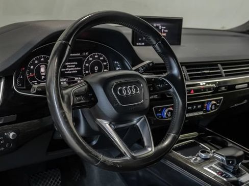 Used 2017 Audi Q7 3.0T Prestige w/ Prestige Package AWD/4WD image 23