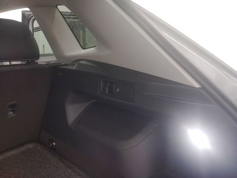 New 2026 Volkswagen Tiguan SE AWD/4WD image 20