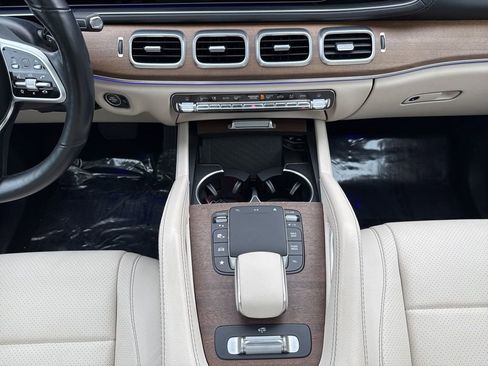 Certified 2021 Mercedes-Benz GLS 450 4MATIC image 28