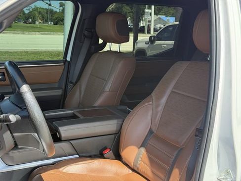 Used 2022 Toyota Tundra 1794 Edition AWD/4WD image 15
