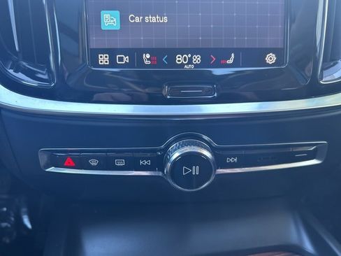 Certified 2024 Volvo S60 B5 Plus w/ Climate Package image 24