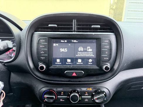 Used 2020 Kia Soul S image 19
