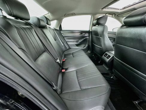 Used 2020 Honda Accord Touring image 34