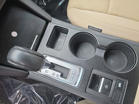 Used 2015 Subaru Legacy 2.5i Premium image 24