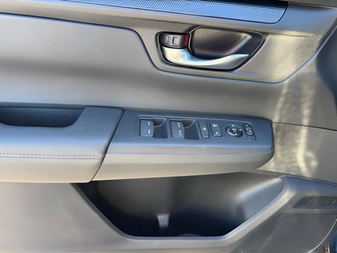 Certified 2025 Honda CR-V Sport image 24