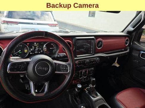 Used 2023 Jeep Wrangler Unlimited Rubicon 4xe AWD/4WD image 8