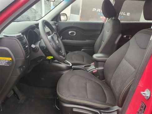 Used 2014 Kia Soul + image 20