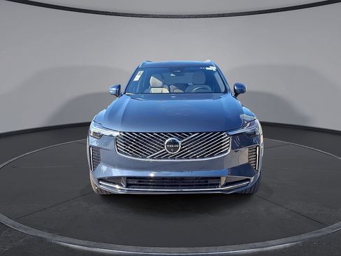 Certified 2026 Volvo XC90 B6 Plus AWD/4WD image 35