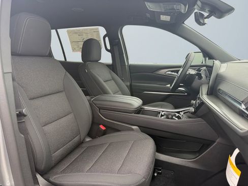 New 2026 Chevrolet Traverse LT w/ Driver Confidence Package image 15