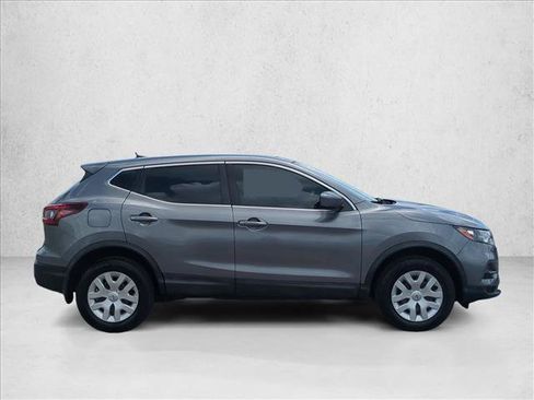 Used 2020 Nissan Rogue Sport S FWD image 4