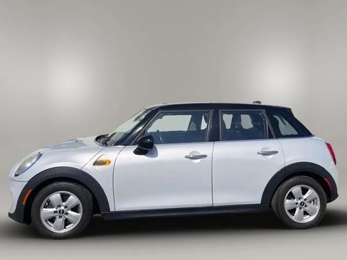 Used 2015 MINI Cooper 4-Door Hardtop FWD image 5
