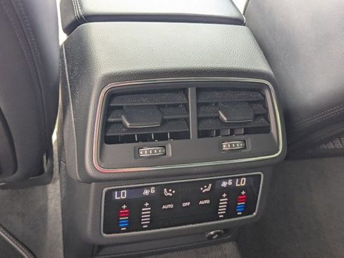 Used 2020 Audi S6 Premium Plus image 13