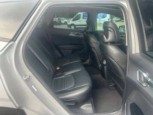 Used 2025 Kia Sportage SX FWD image 10